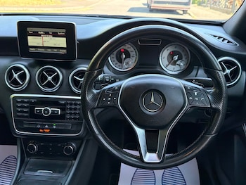 Used Mercedes-Benz A-Class 2015 for sale - 79161772: Photo