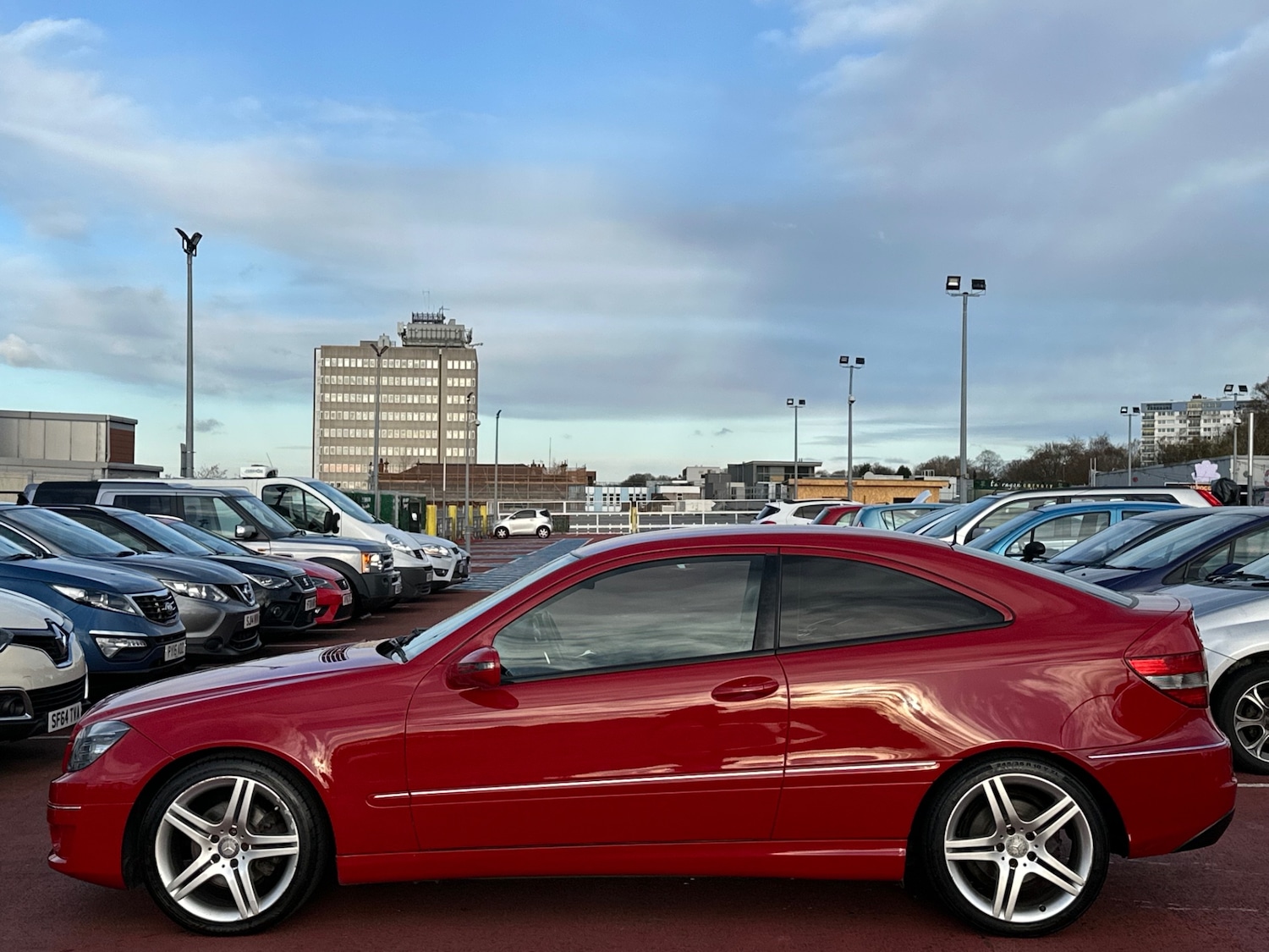 Used Mercedes-Benz CLC Class 2009 for sale - 76651329: Photo 10