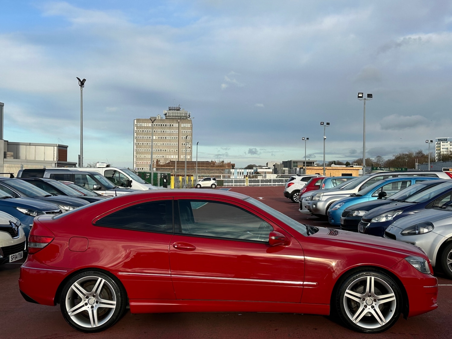 Used Mercedes-Benz CLC Class 2009 for sale - 76651329: Photo 9