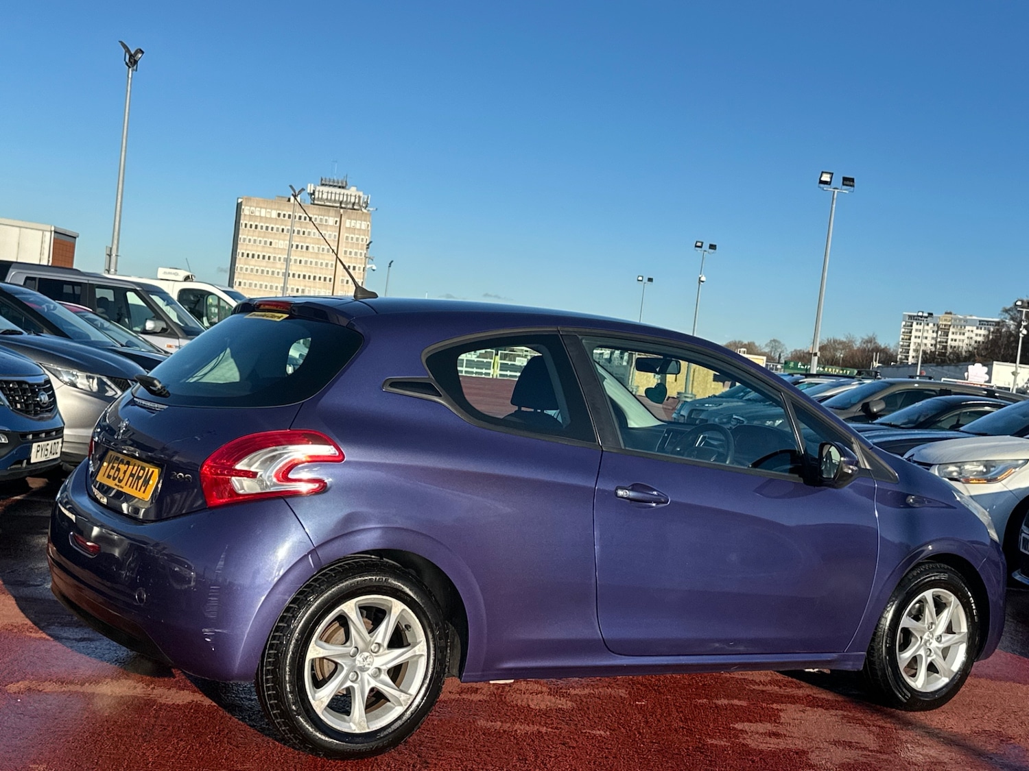 Used Peugeot 208 2013 for sale - 76879381: Photo 8