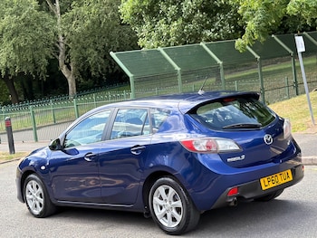 Used Mazda Mazda3 2011 for sale - 79038765: Photo
