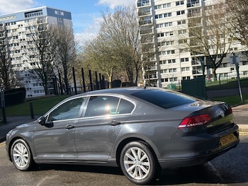 Used Volkswagen Passat 2017 for sale - 78039942: Photo