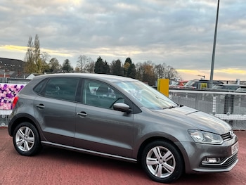 Used Volkswagen Polo 2017 for sale - 76507340: Photo