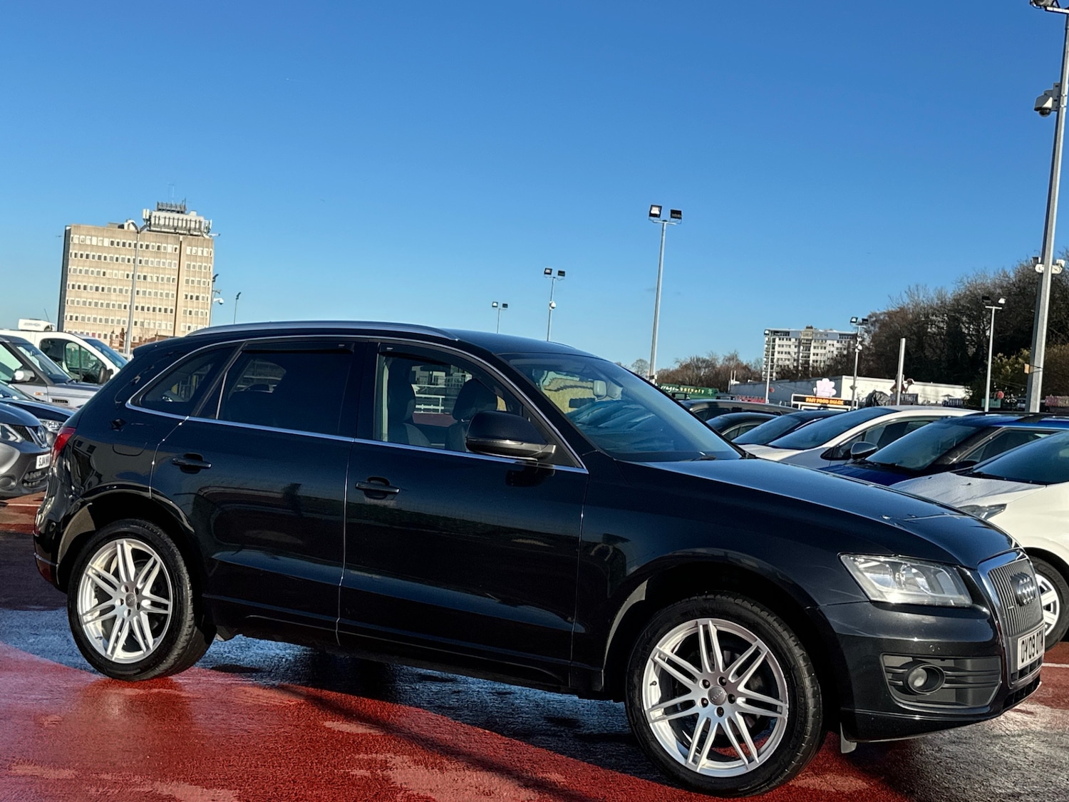 Used Audi Q5 2009 for sale - 76845093: Photo 1