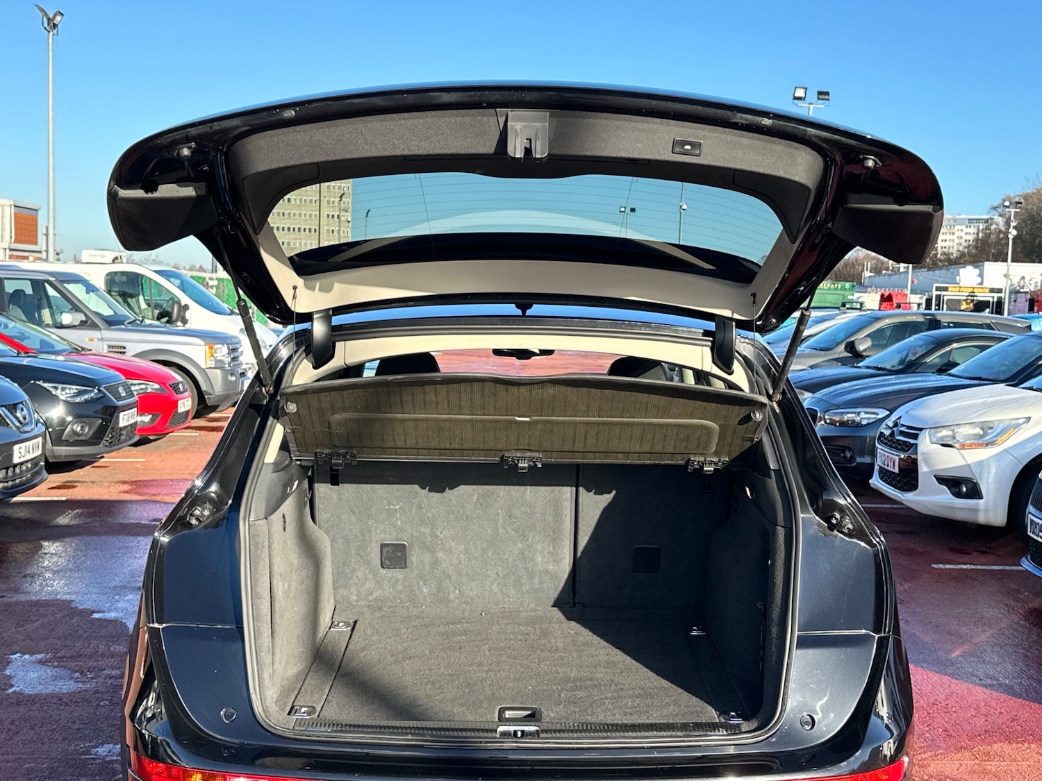 Used Audi Q5 2009 for sale - 76845093: Photo 5