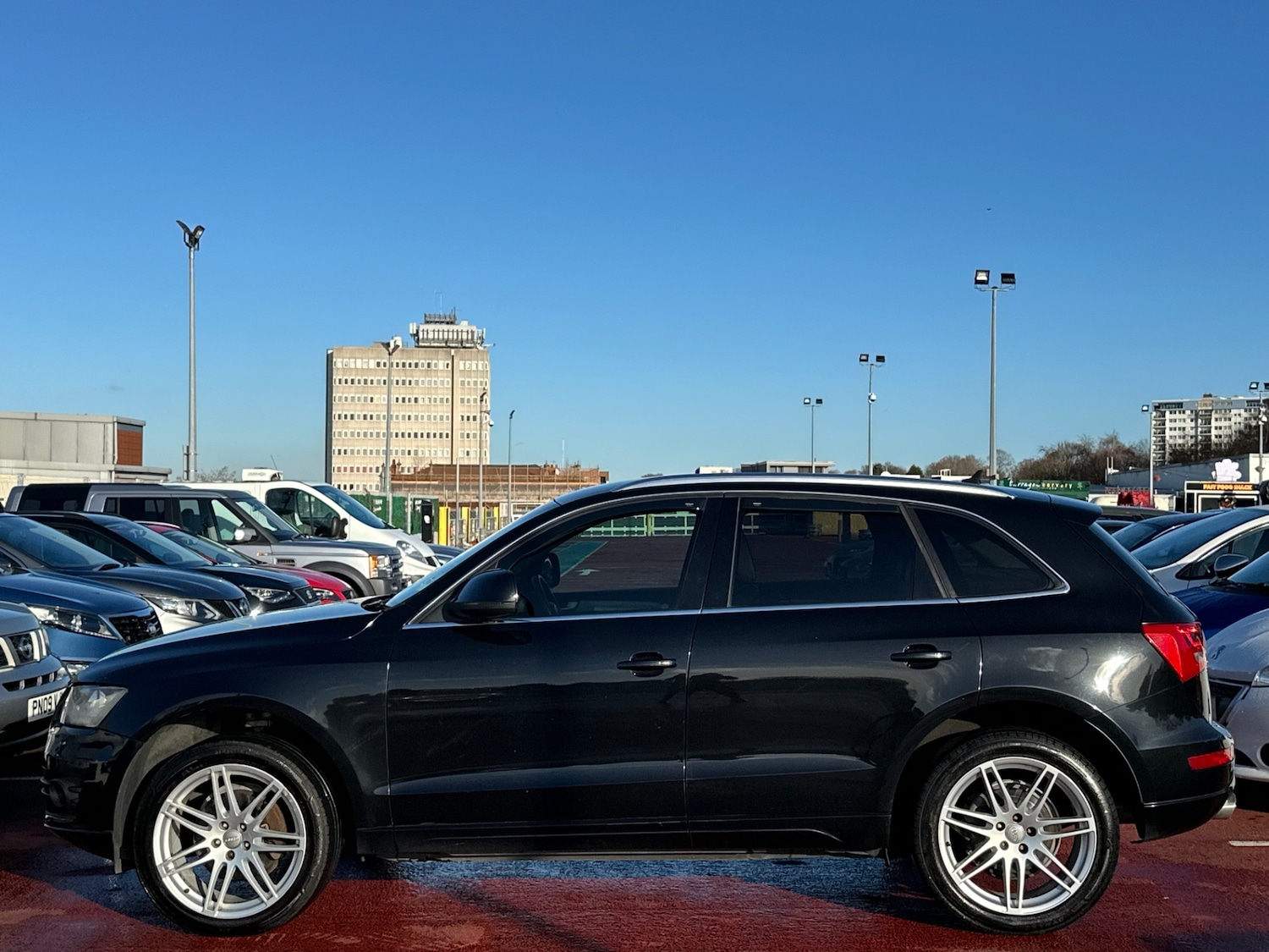 Used Audi Q5 2009 for sale - 76845093: Photo 9