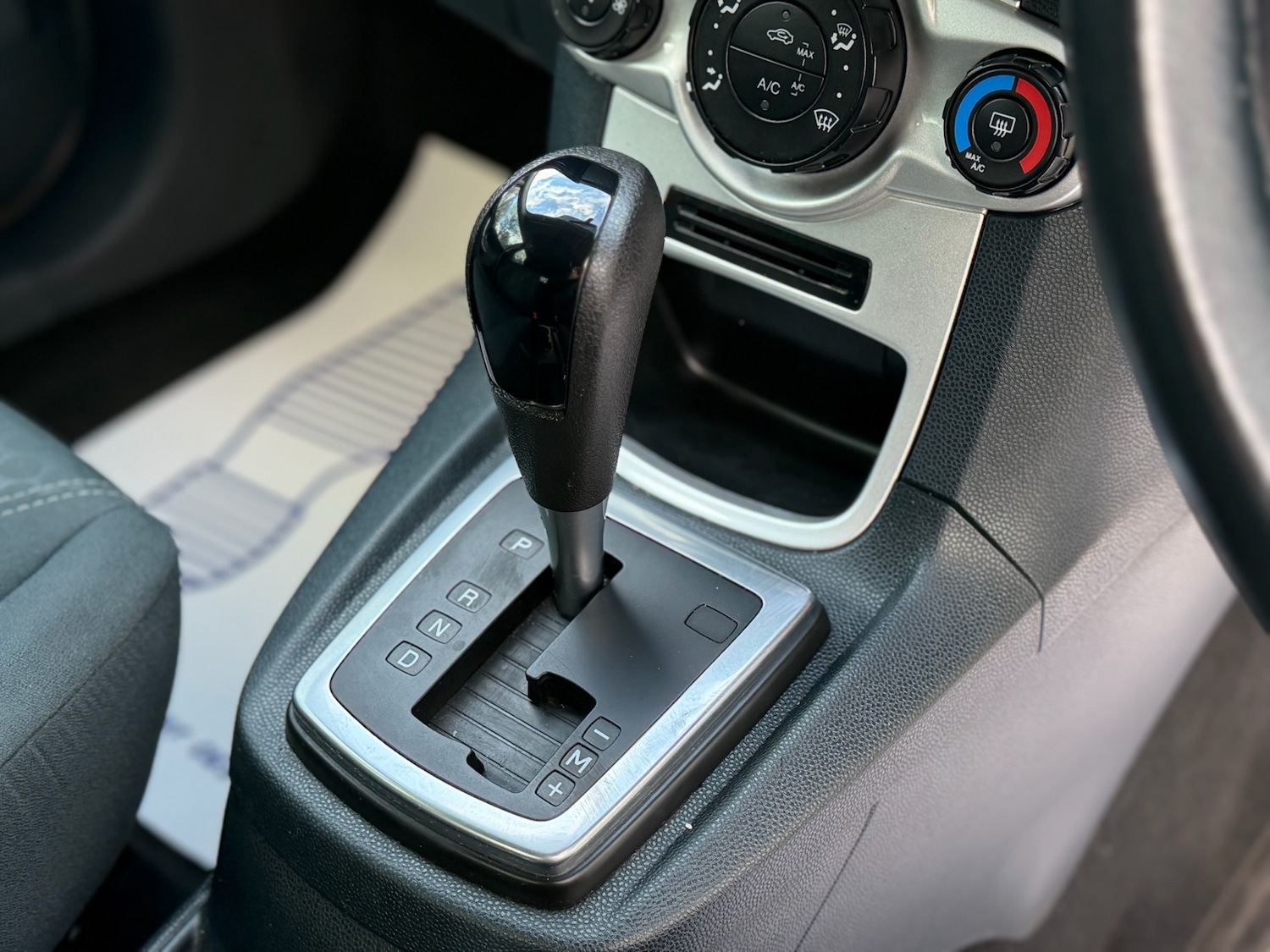 Used Ford Fiesta 2010 for sale - 78183270: Photo 5