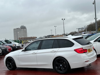 Used BMW 3 Series 2018 for sale - 76882073: Photo