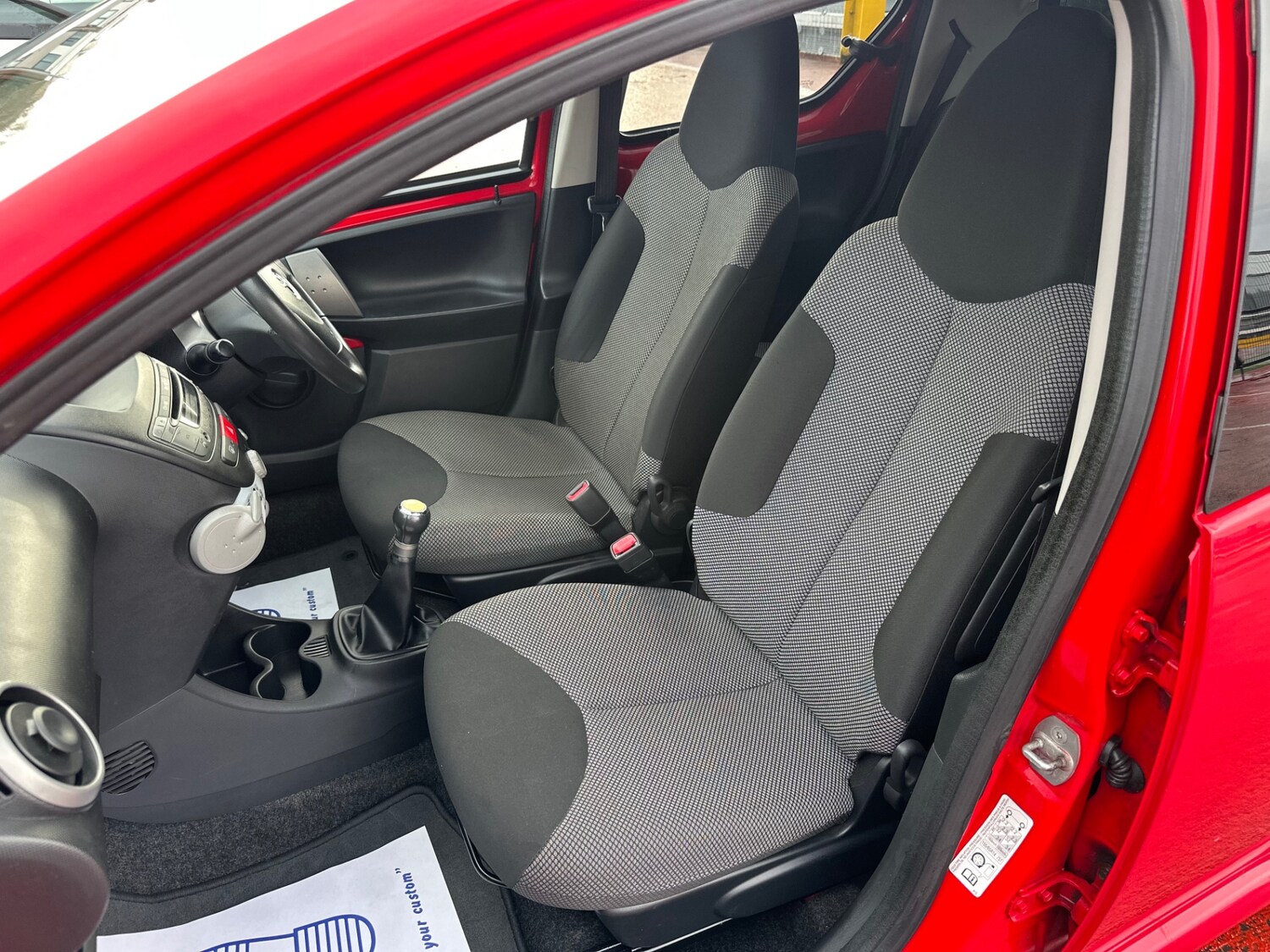 Used Toyota AYGO 2014 for sale - 77475767: Photo 11