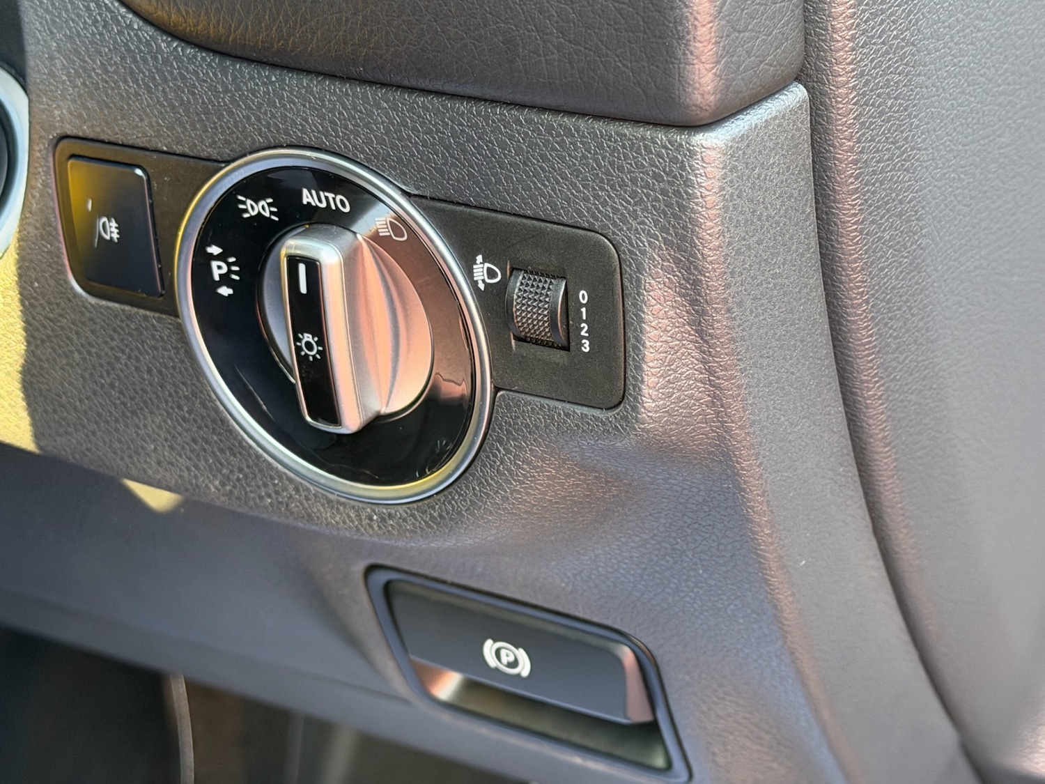 Used Mercedes-Benz A-Class 2014 for sale - 77760853: Photo 19