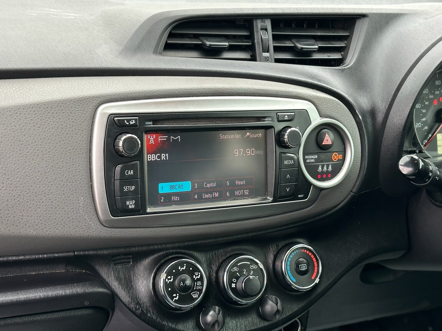 Used Toyota Yaris 2013 for sale - 77675425: Photo 17