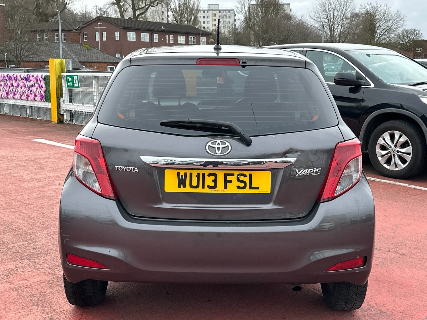 Used Toyota Yaris 2013 for sale - 77675425: Photo 7