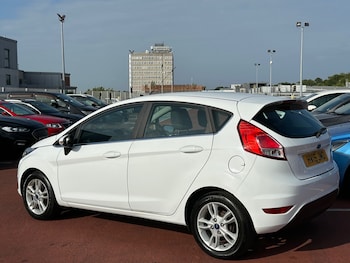 Used Ford Fiesta 2015 for sale - 75754947: Photo