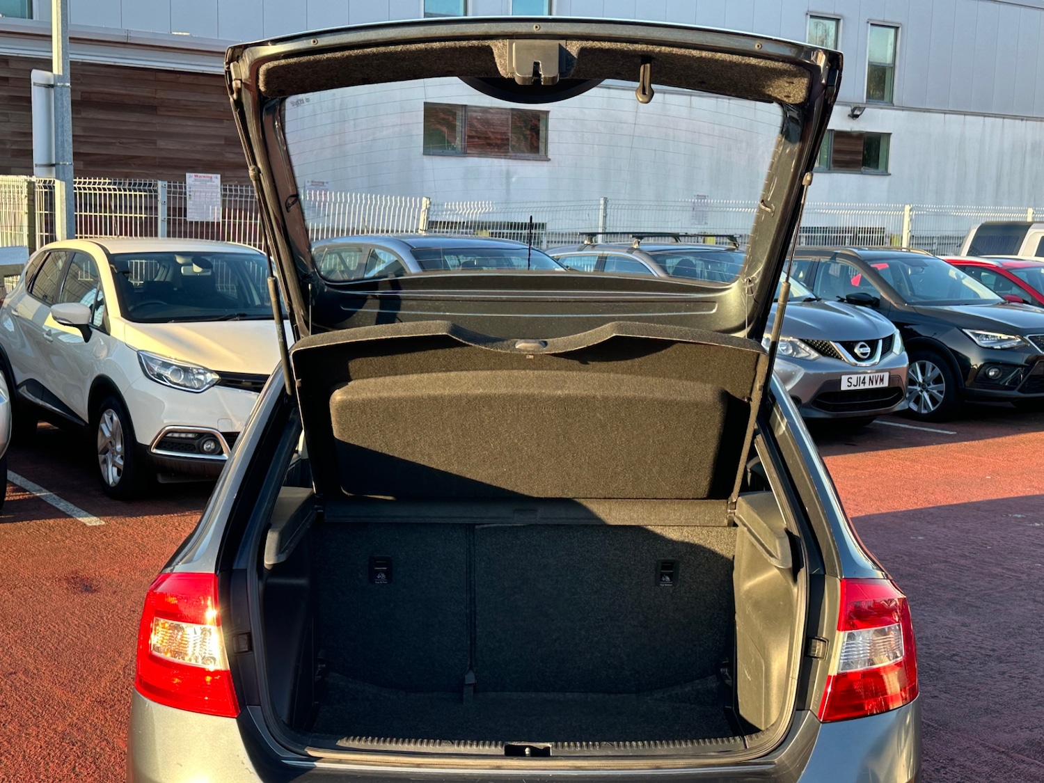 Used Skoda Rapid Spaceback 2014 for sale - 76706990: Photo 11