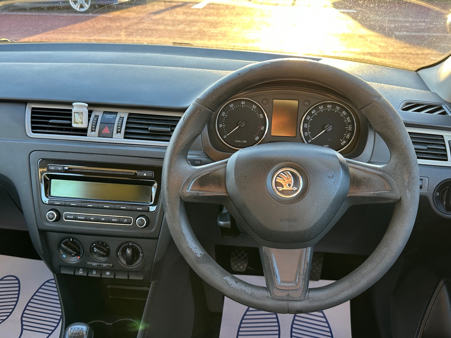 Used Skoda Rapid Spaceback 2014 for sale - 76706990: Photo 16