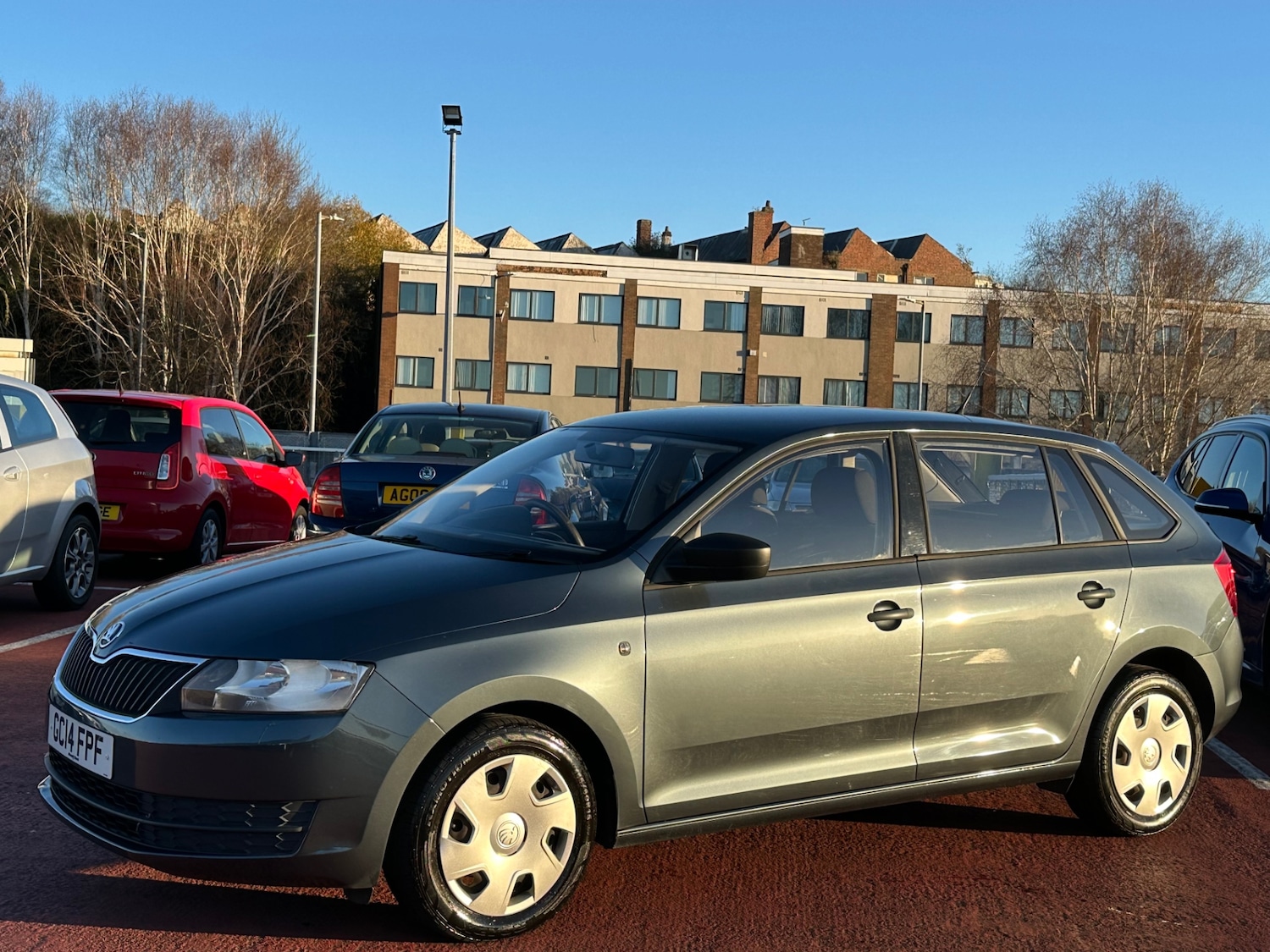 Used Skoda Rapid Spaceback 2014 for sale - 76706990: Photo 7