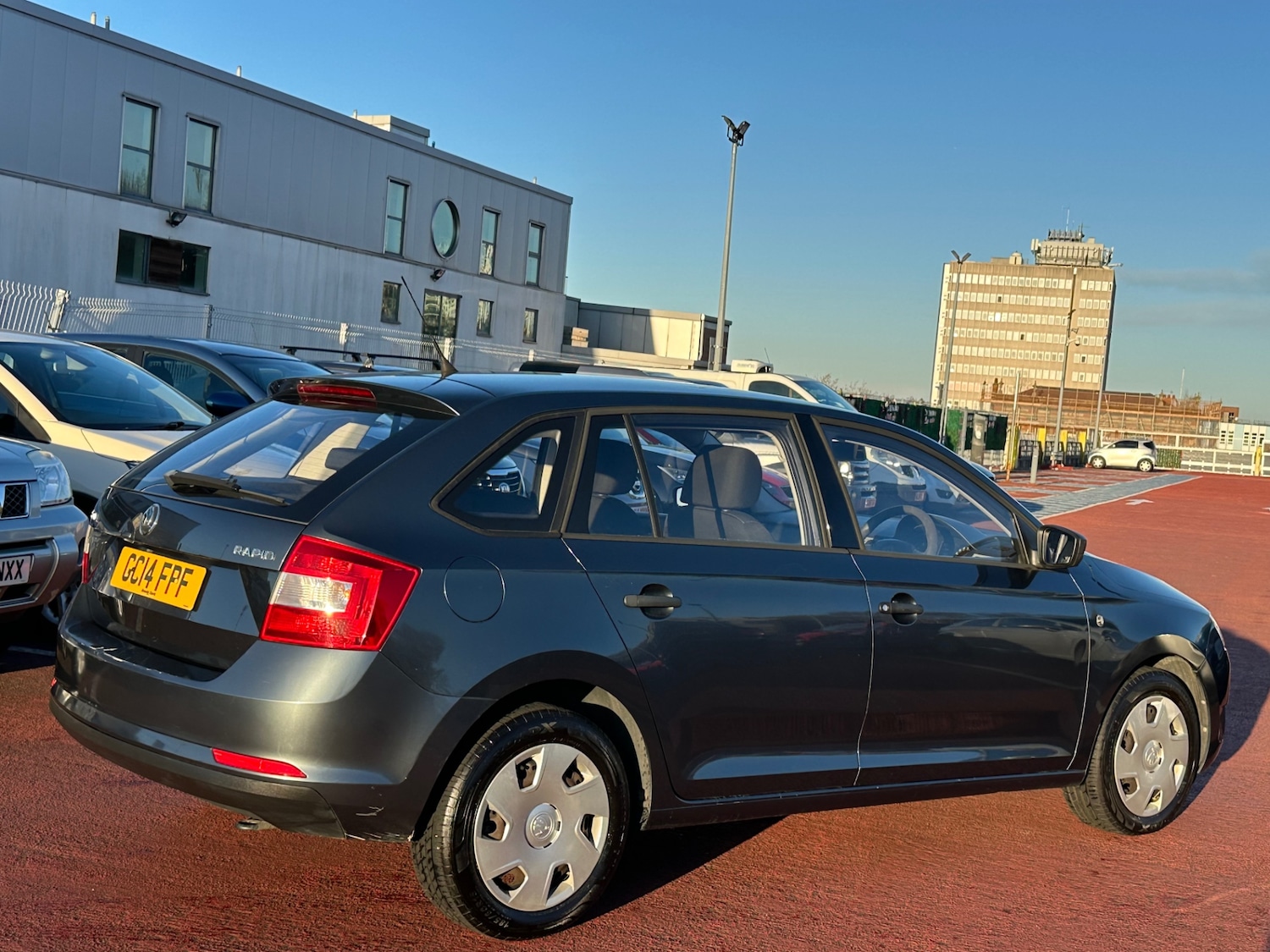 Used Skoda Rapid Spaceback 2014 for sale - 76706990: Photo 8