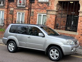 2005 (55) - 2.2 dCi 136 SVE 5dr - 4x4 - 12 MONTHS MOT - 15 STAMPS