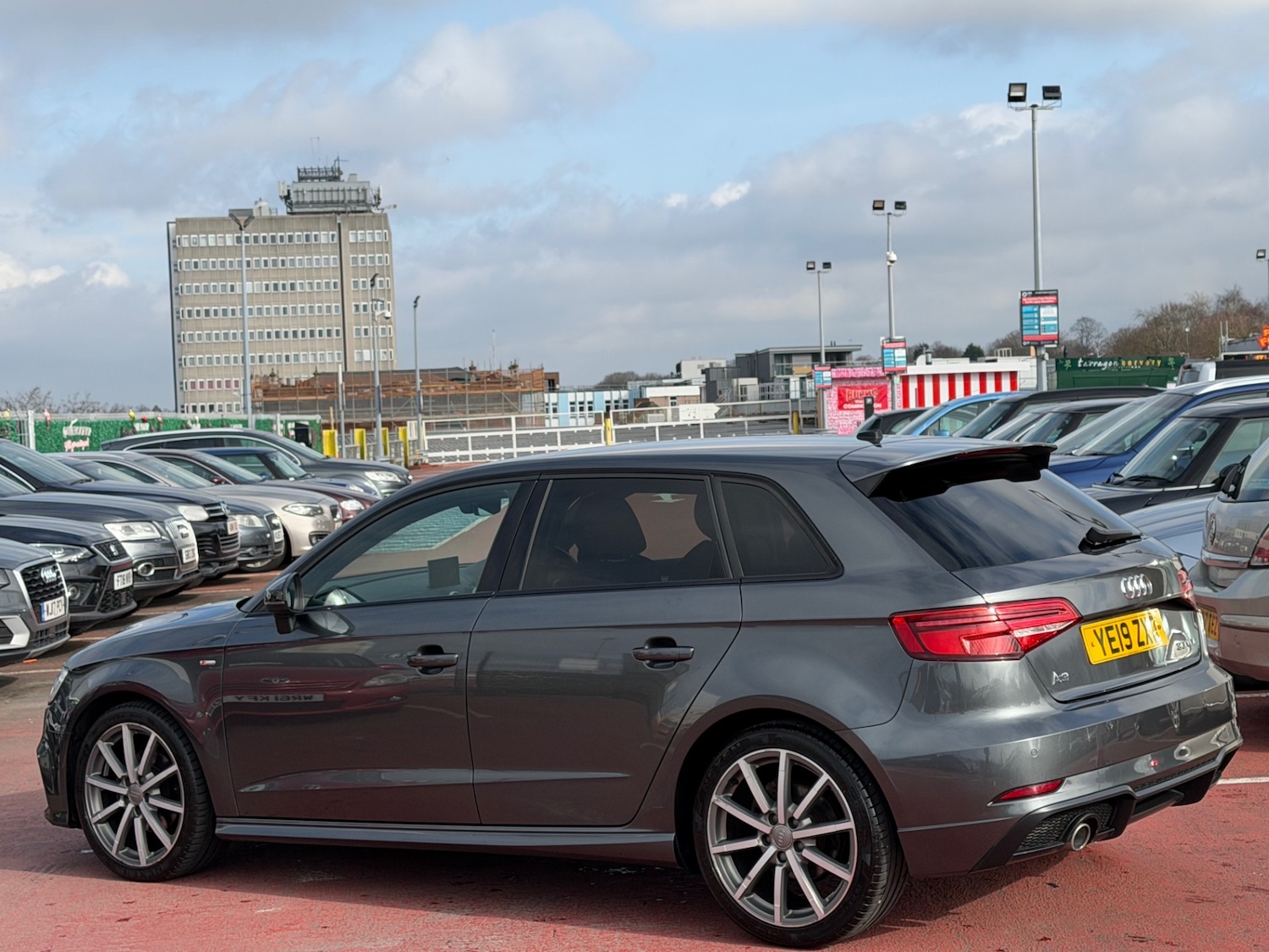 Used Audi A3 2019 for sale - 78202543: Photo 2
