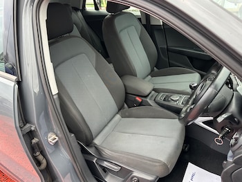 Used Audi Q2 2017 for sale - 76714104: Photo