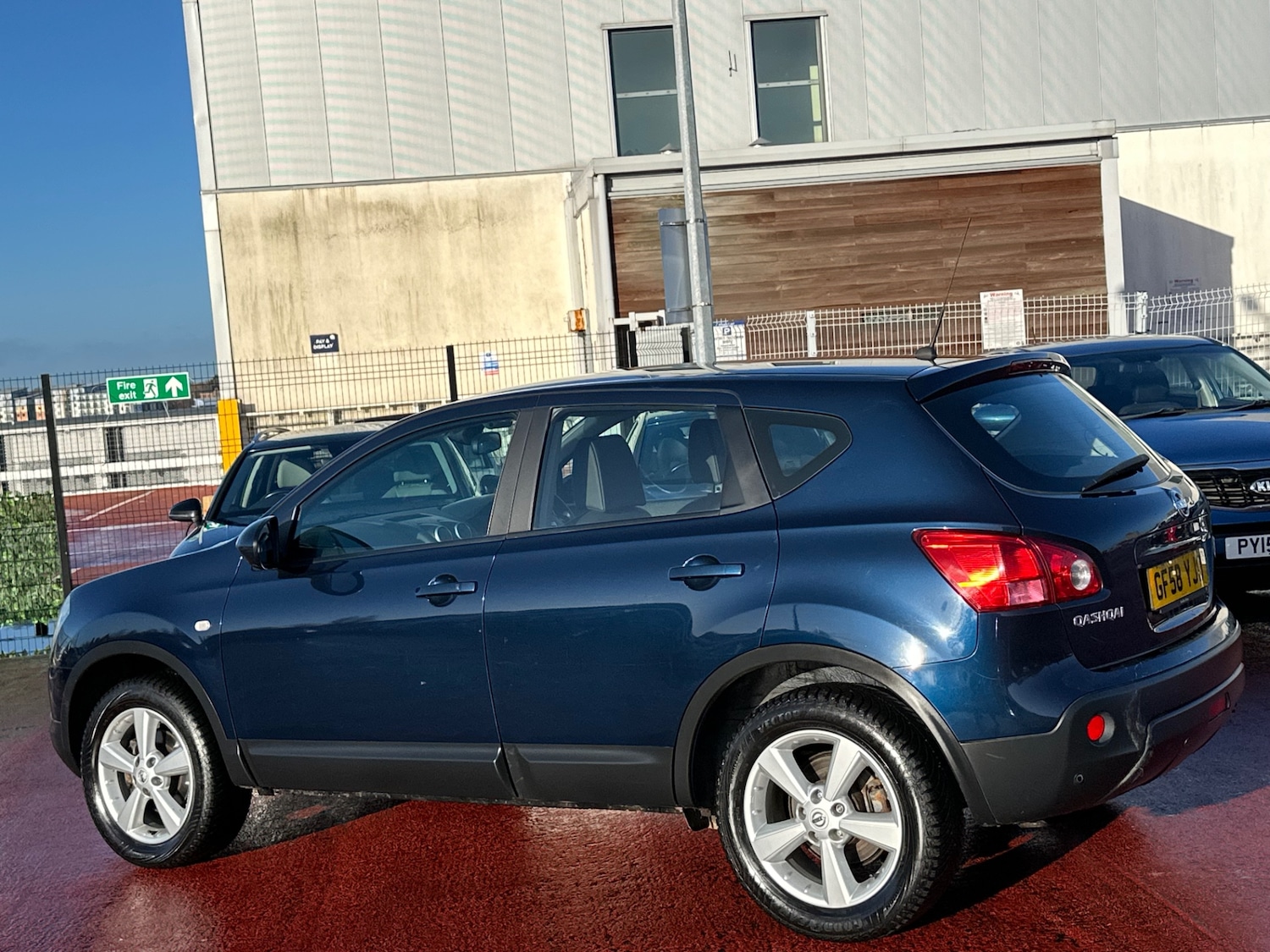 Used Nissan Qashqai 2009 for sale - 77033648: Photo 2