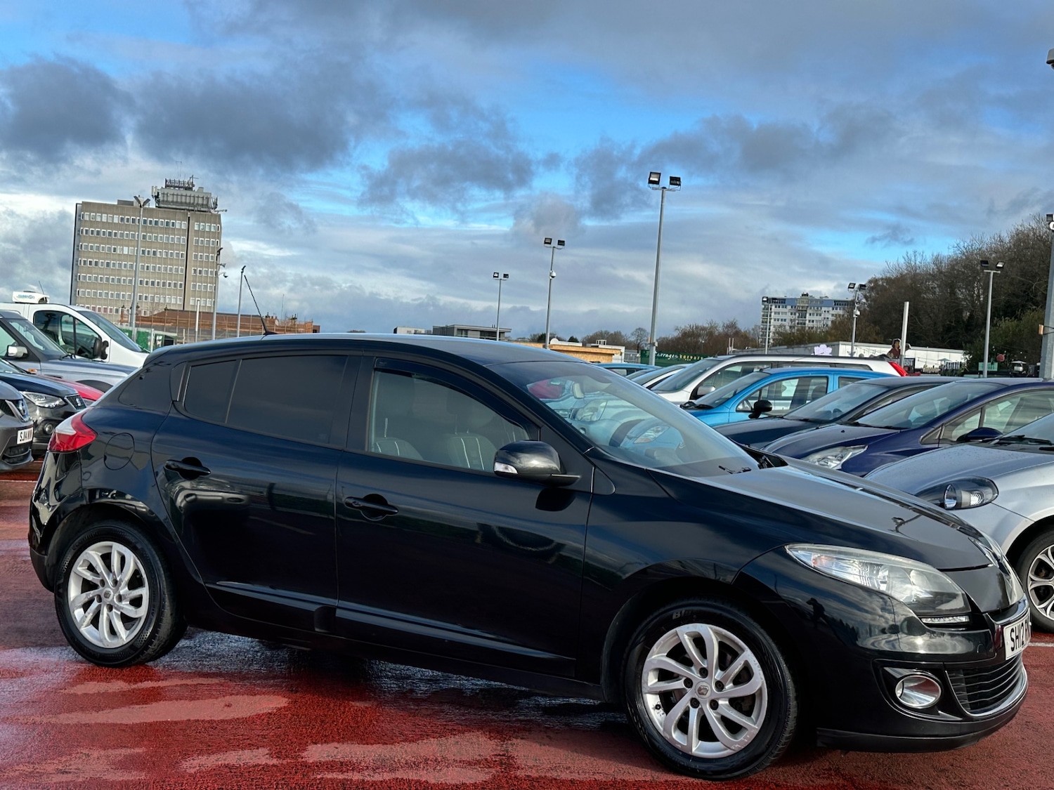 Used Renault Megane 2012 for sale - 76651092: Photo 1