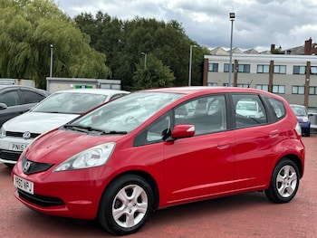 Used Honda Jazz 2010 for sale - 75851874: Photo