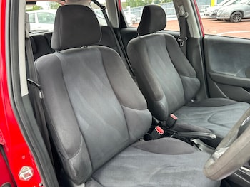 Used Honda Jazz 2010 for sale - 75851874: Photo