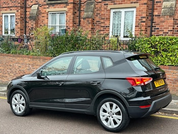 Used SEAT Arona 2018 for sale - 76268841: Photo
