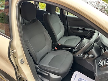 Used Renault Captur 2014 for sale - 76281848: Photo