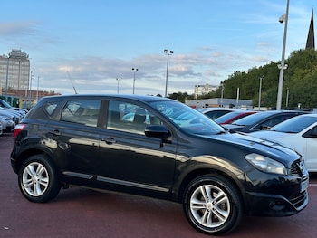 Nissan - Qashqai