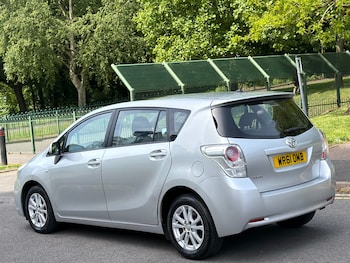Used Toyota Verso 2011 for sale - 78674490: Photo