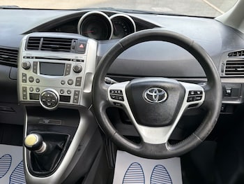 Used Toyota Verso 2011 for sale - 78674490: Photo