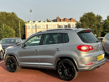 Used Volkswagen Tiguan 2009 for sale - 75869596: Photo