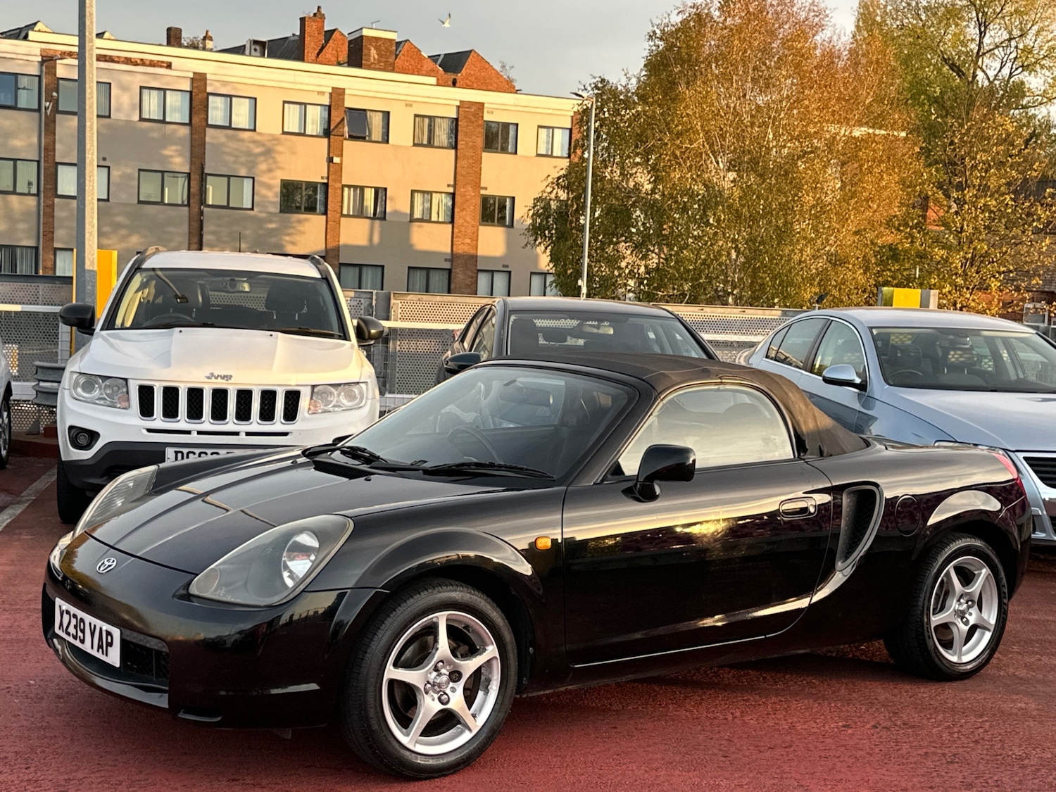 Used Toyota MR2 2000 for sale - 76507862: Photo 19