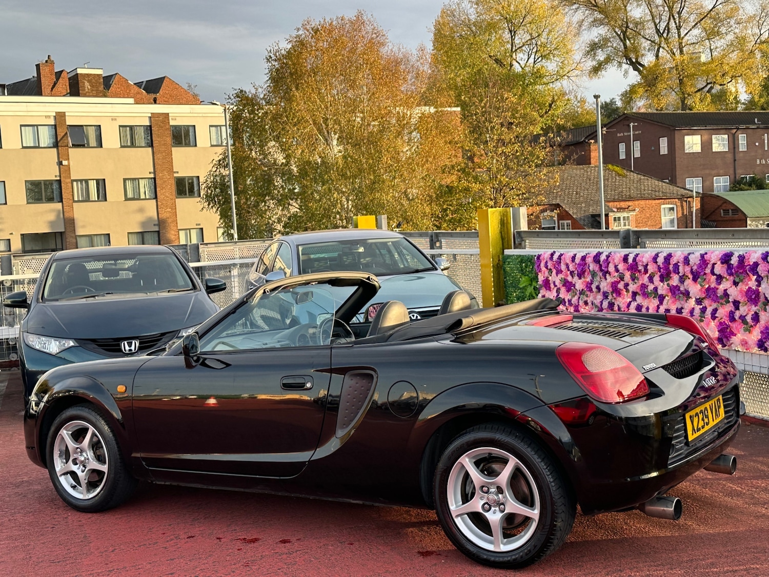 Used Toyota MR2 2000 for sale - 76507862: Photo 2