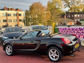 Used Toyota MR2 2000 for sale - 76507862: Photo