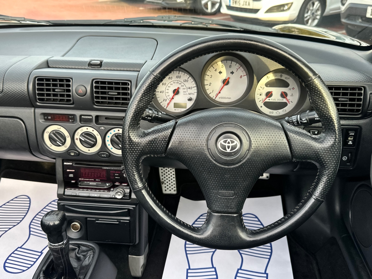 Used Toyota MR2 2000 for sale - 76507862: Photo 4