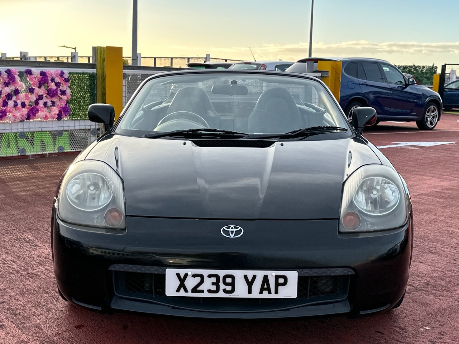 Used Toyota MR2 2000 for sale - 76507862: Photo 5