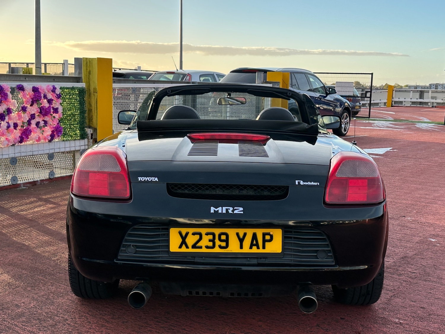 Used Toyota MR2 2000 for sale - 76507862: Photo 6