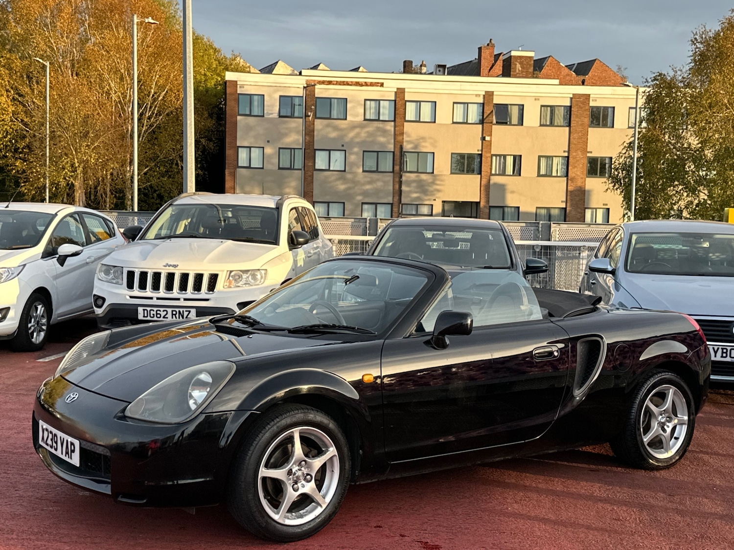 Used Toyota MR2 2000 for sale - 76507862: Photo 7