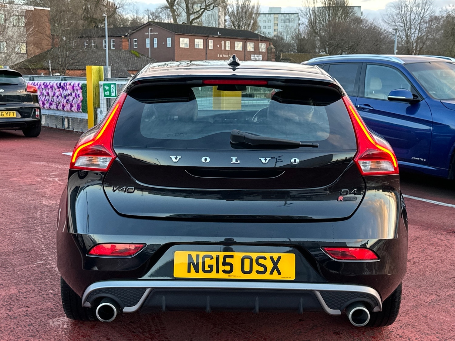 Used Volvo V40 2015 for sale - 76963800: Photo 10