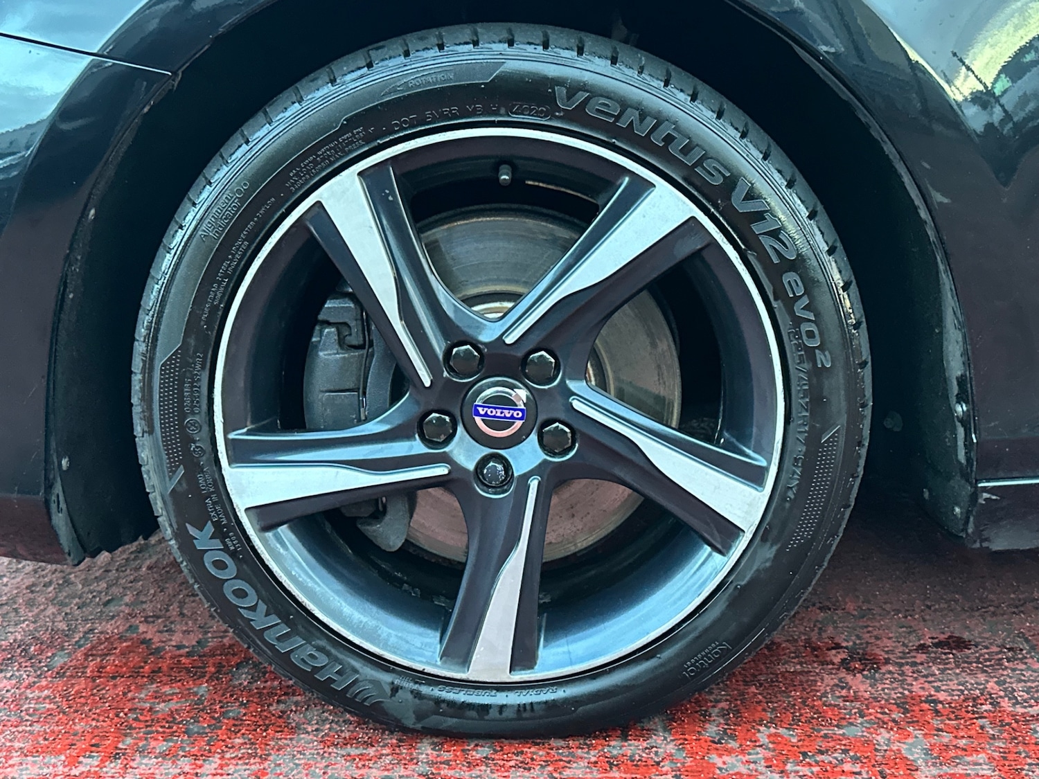 Used Volvo V40 2015 for sale - 76963800: Photo 20