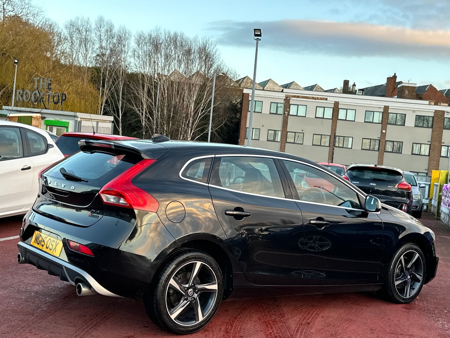Used Volvo V40 2015 for sale - 76963800: Photo 6