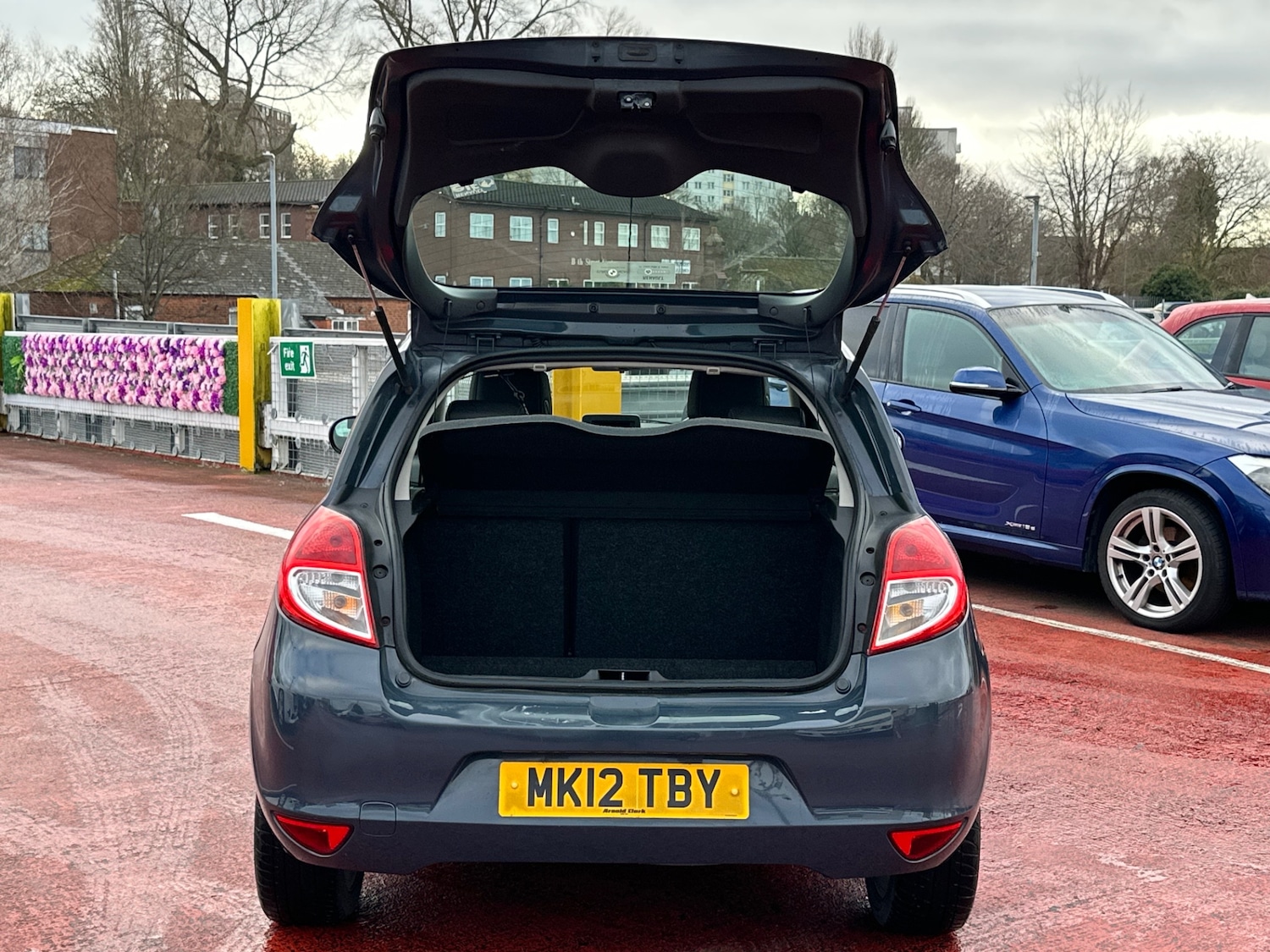 Used Renault Clio 2012 for sale - 76959749: Photo 11