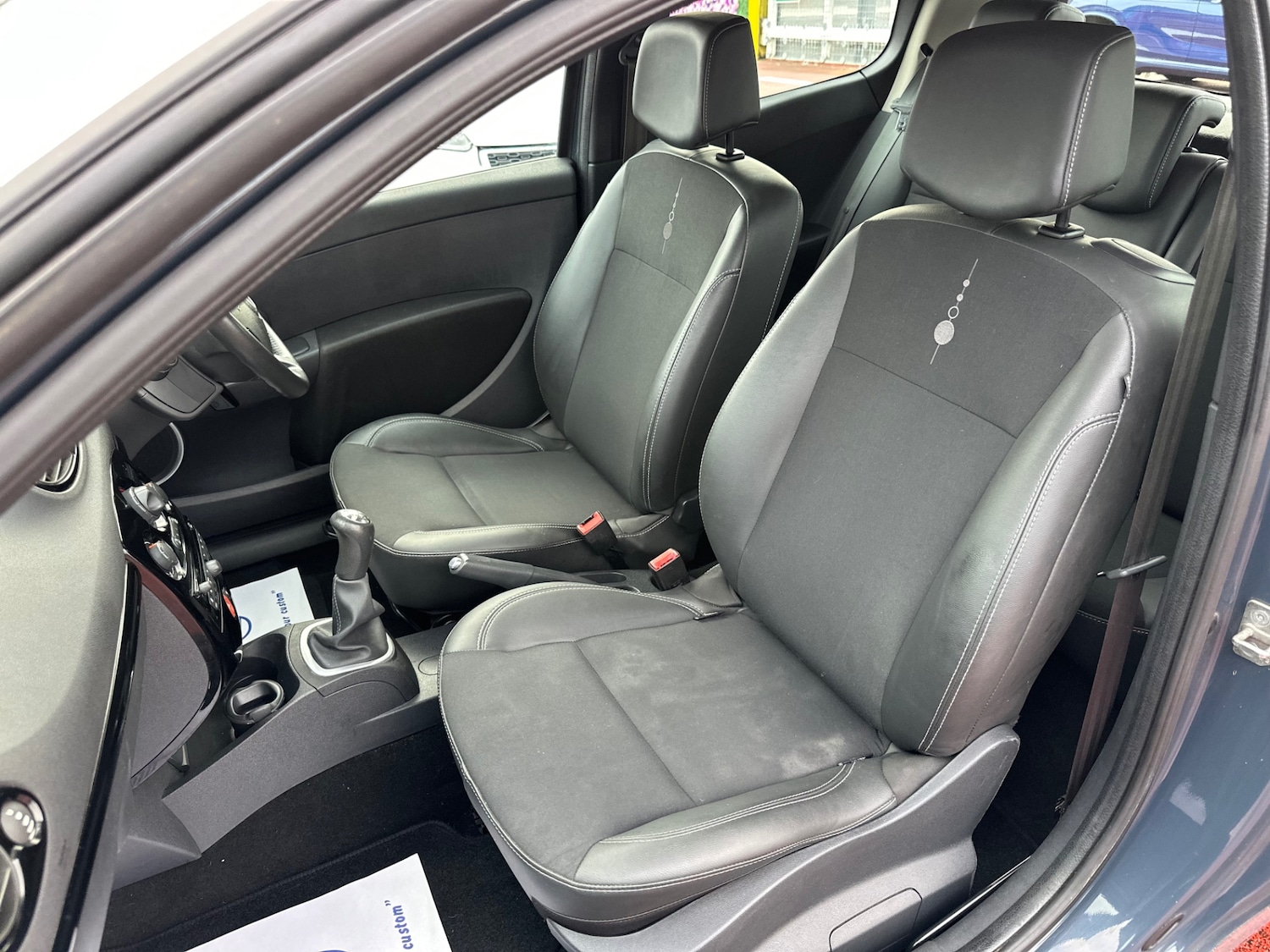 Used Renault Clio 2012 for sale - 76959749: Photo 12