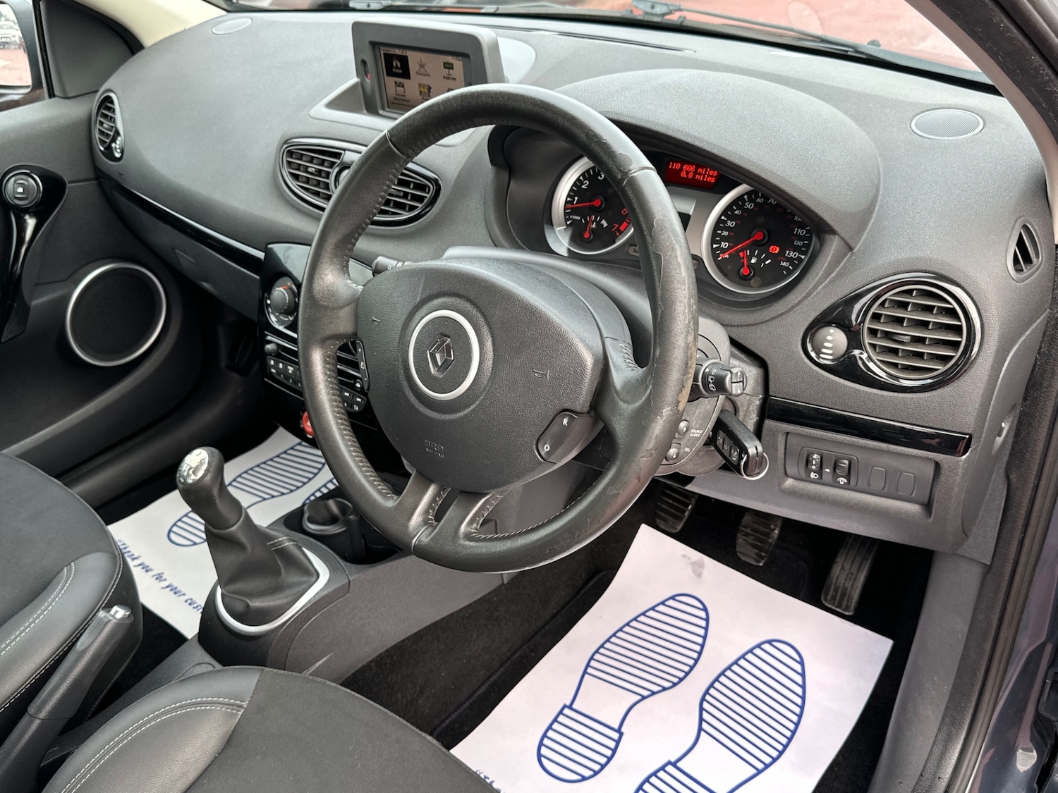 Used Renault Clio 2012 for sale - 76959749: Photo 13