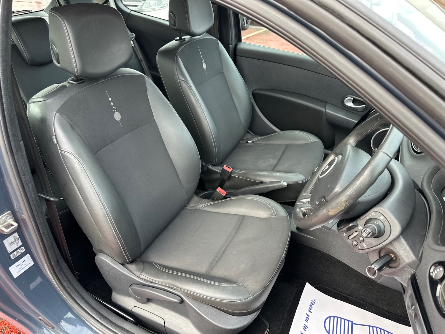 Used Renault Clio 2012 for sale - 76959749: Photo 3