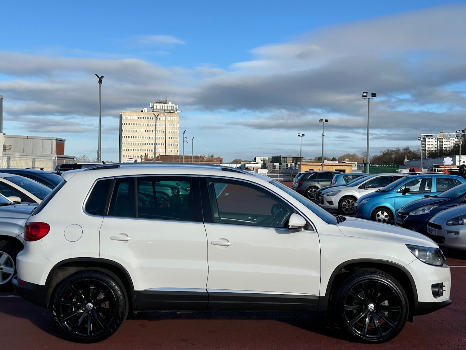 Used Volkswagen Tiguan 2012 for sale - 76706639: Photo 10