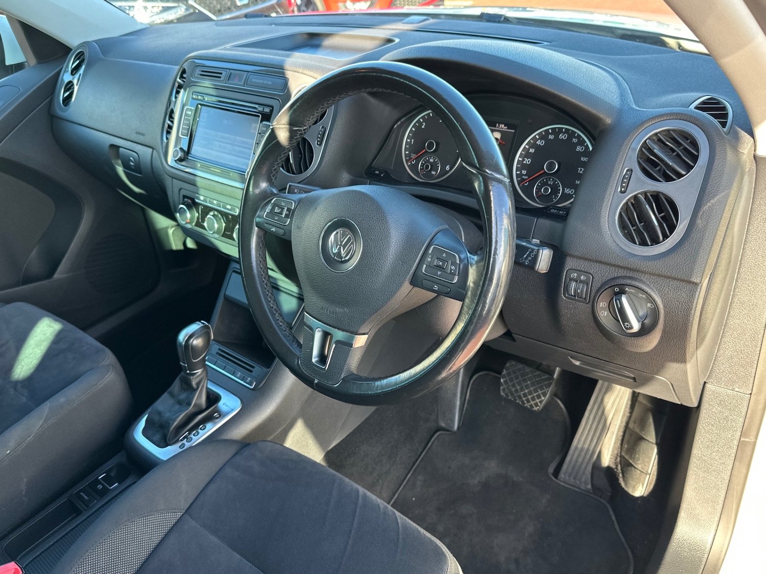 Used Volkswagen Tiguan 2012 for sale - 76706639: Photo 14